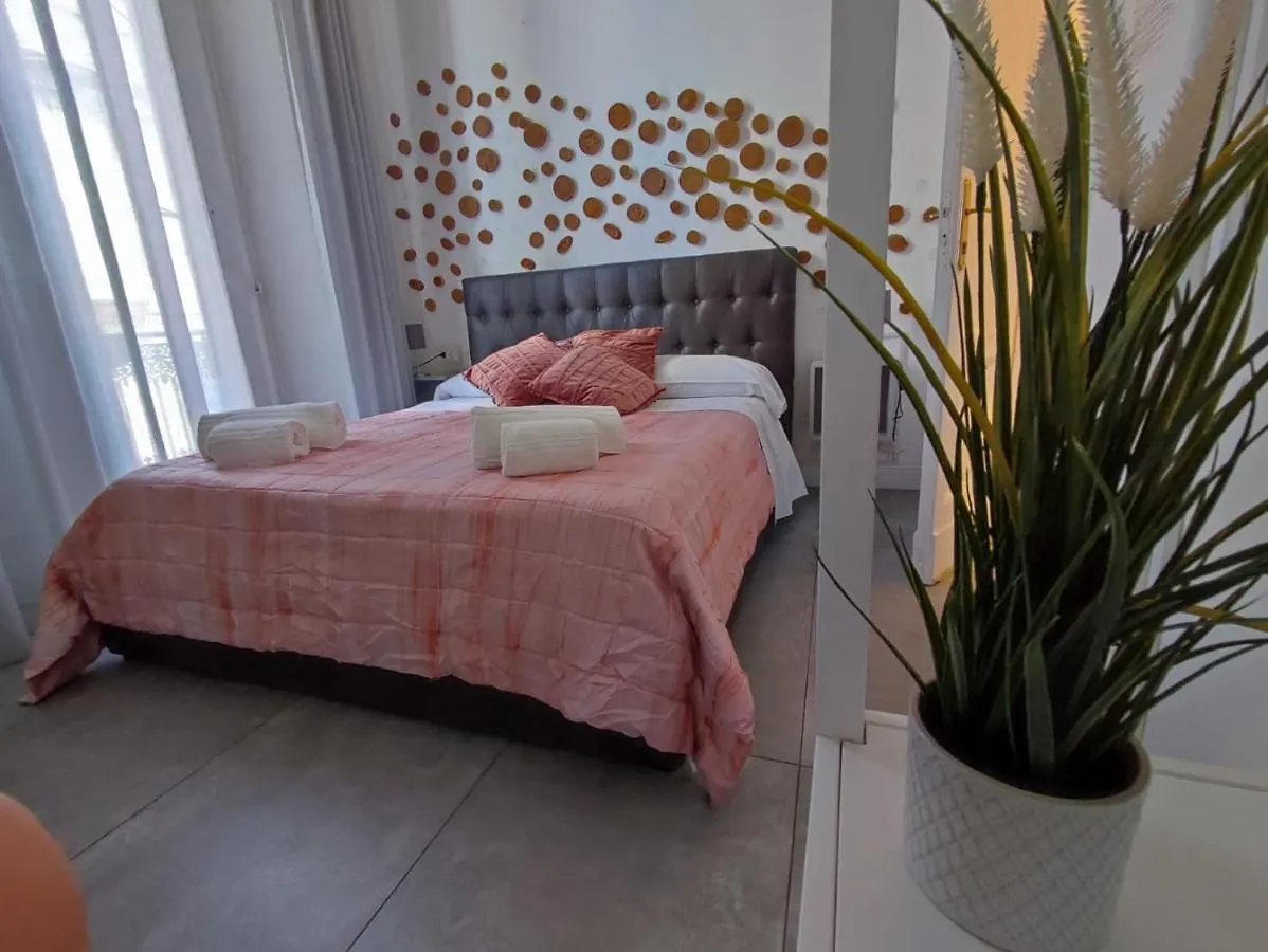 Palazzo Bruca Catania Bed & Breakfast 3*,