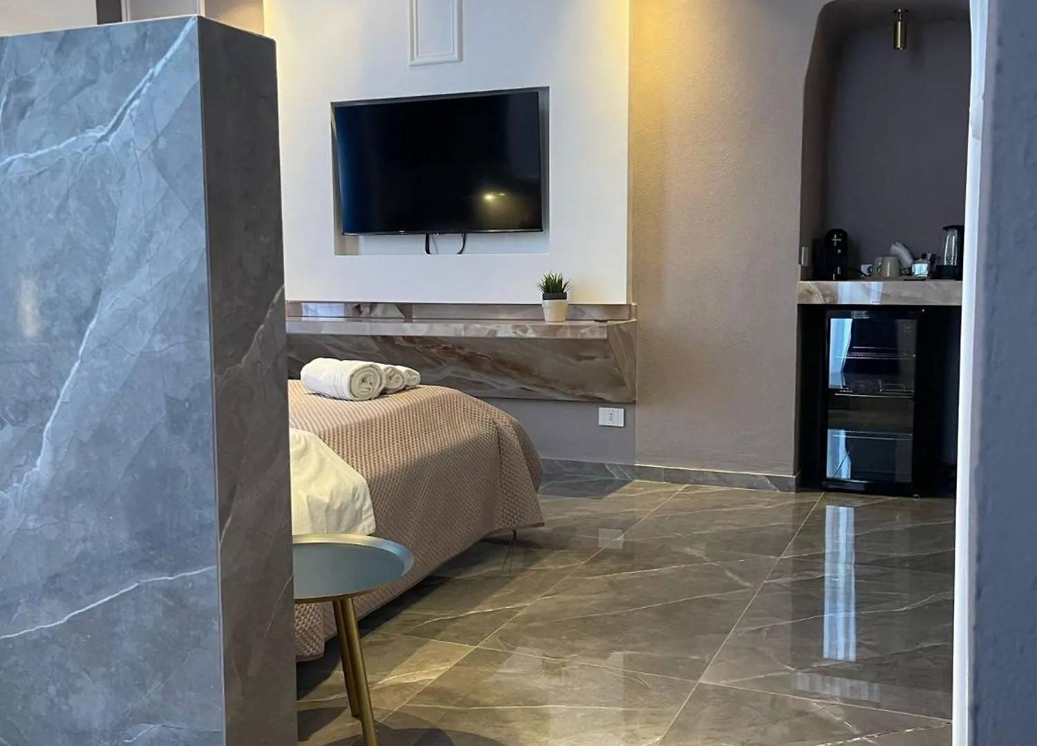 ***  Palazzo Bruca Catania Bed & Breakfast Italy