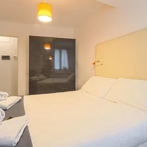 https://delightful-relaxing-apartment-in-the-heart-of-the-city.it-tuscanyhotel.com
